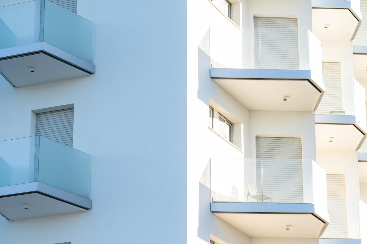 Hotel Globus Μπελάρια-Ιτζέα Μαρίνα Εξωτερικό φωτογραφία