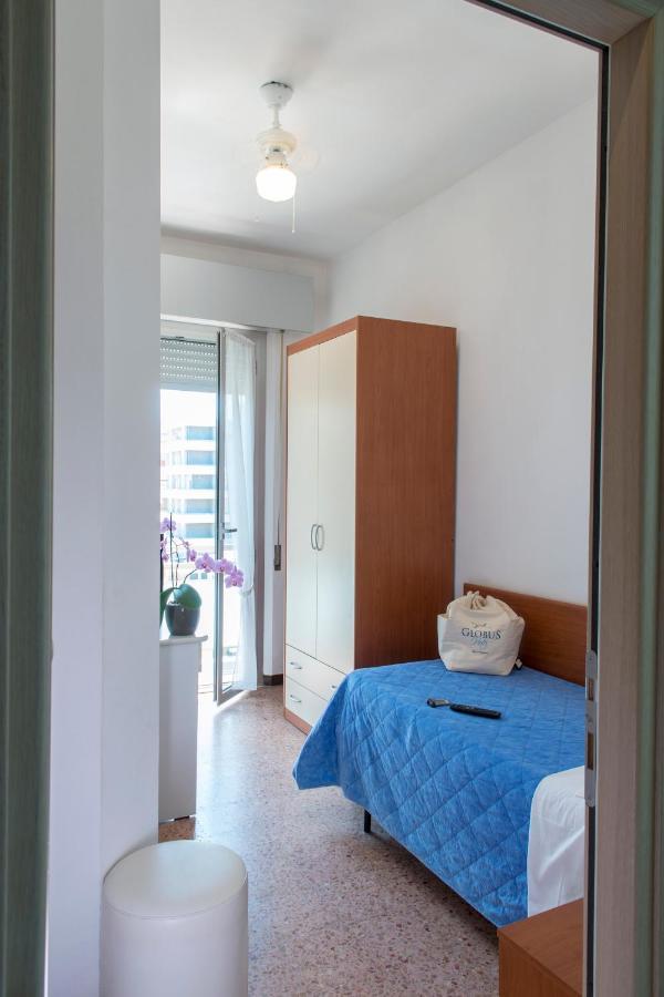 Hotel Globus Μπελάρια-Ιτζέα Μαρίνα Εξωτερικό φωτογραφία