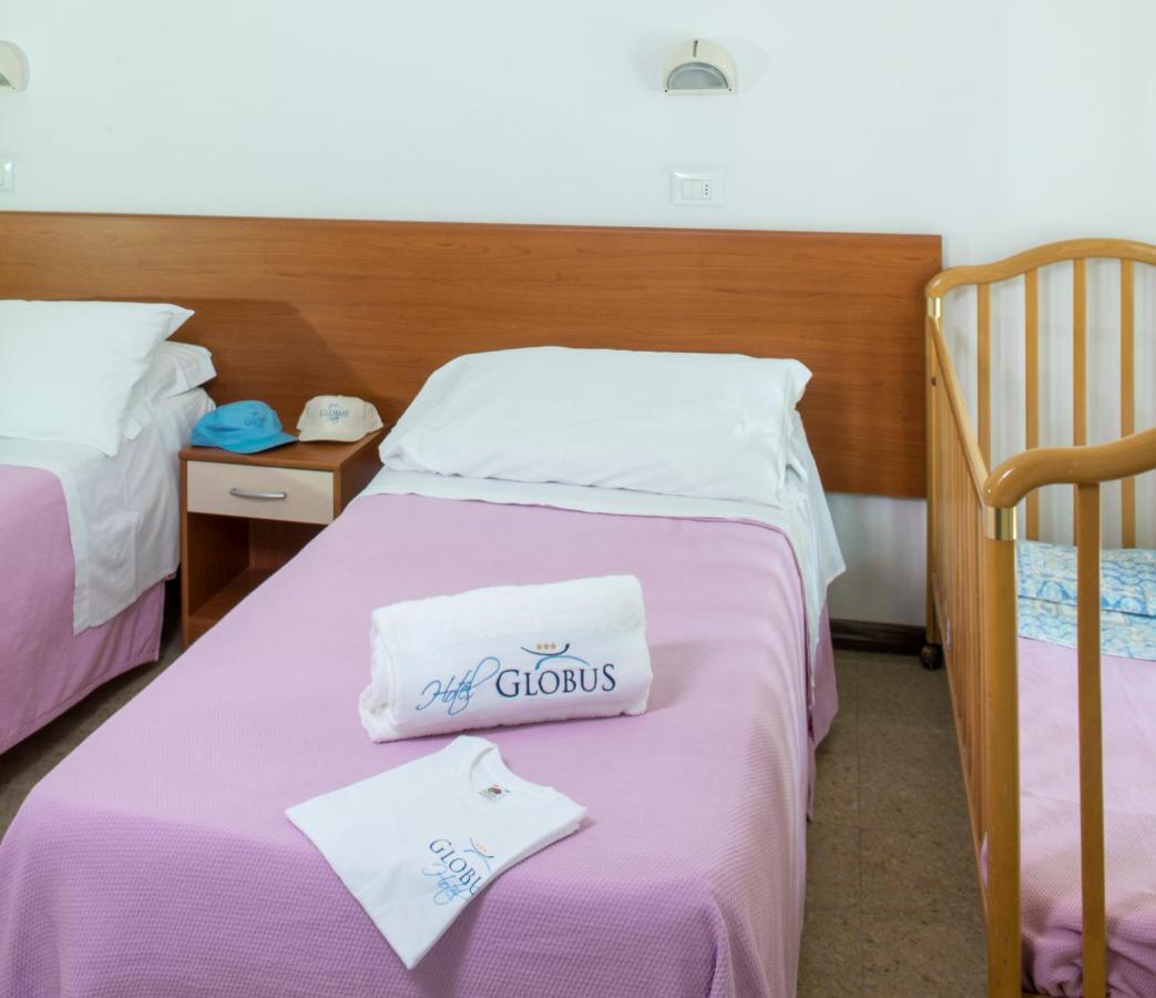 Hotel Globus Μπελάρια-Ιτζέα Μαρίνα Εξωτερικό φωτογραφία